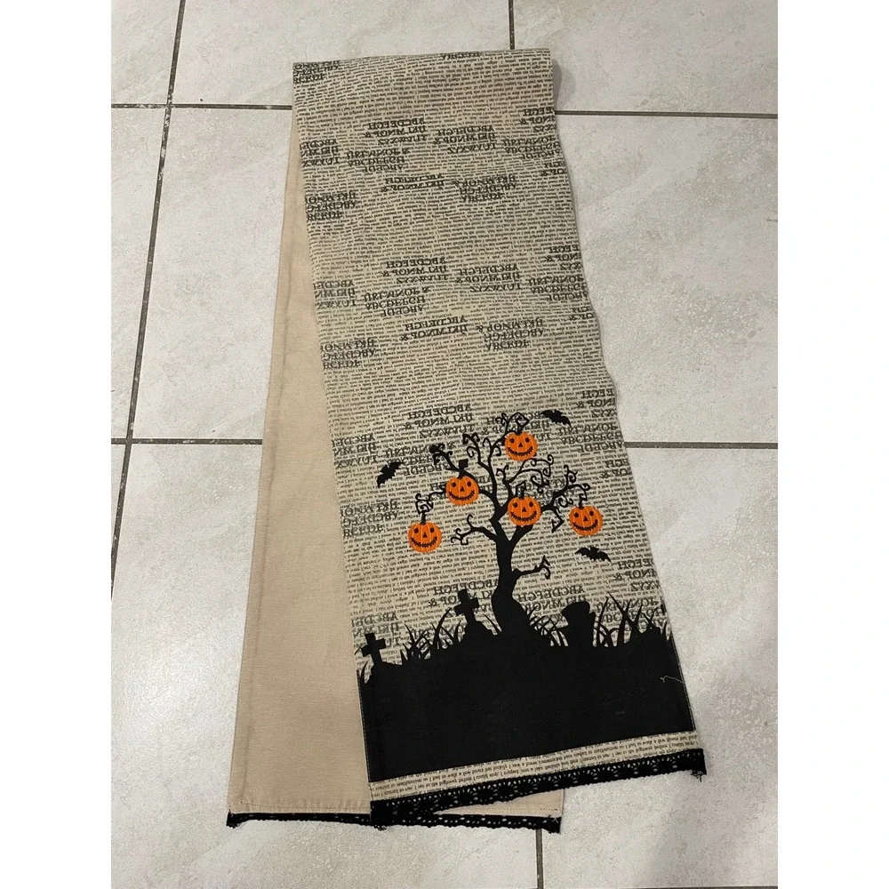 Halloween Table Runner Black Pumpkin Tree Newsprint‎ Lace Edge Decor Vintage